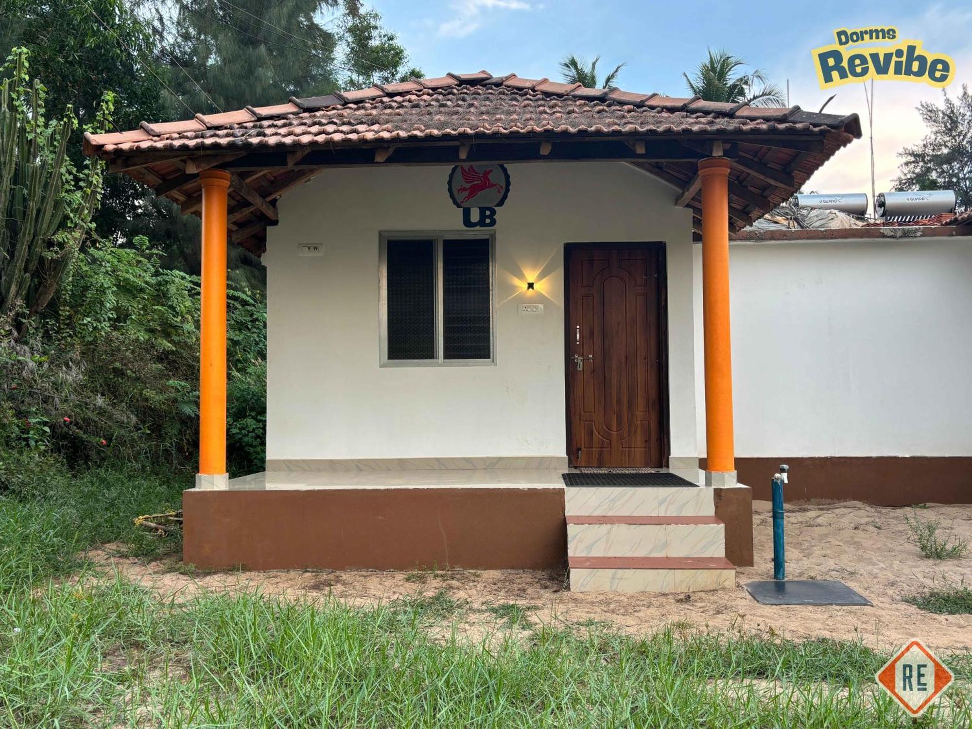 Revibe Beach Hostel Gokarna Gokarna  Kültér fotó